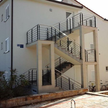 Apartments 4 Dolphins Rogoznica  Dış mekan fotoğraf