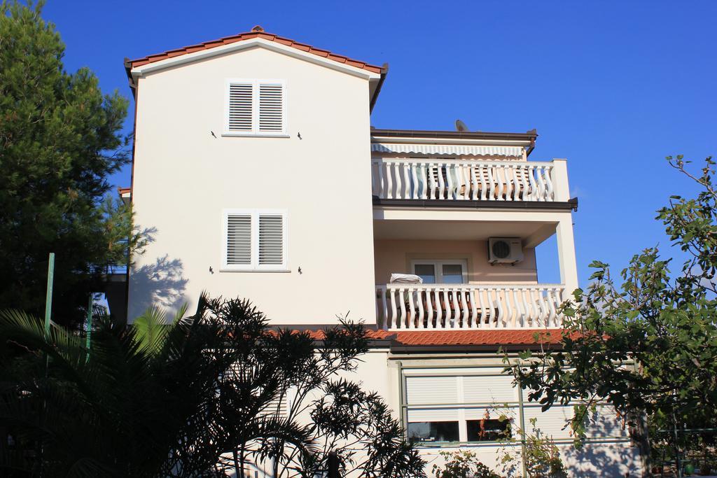 Apartments 4 Dolphins Rogoznica  Dış mekan fotoğraf