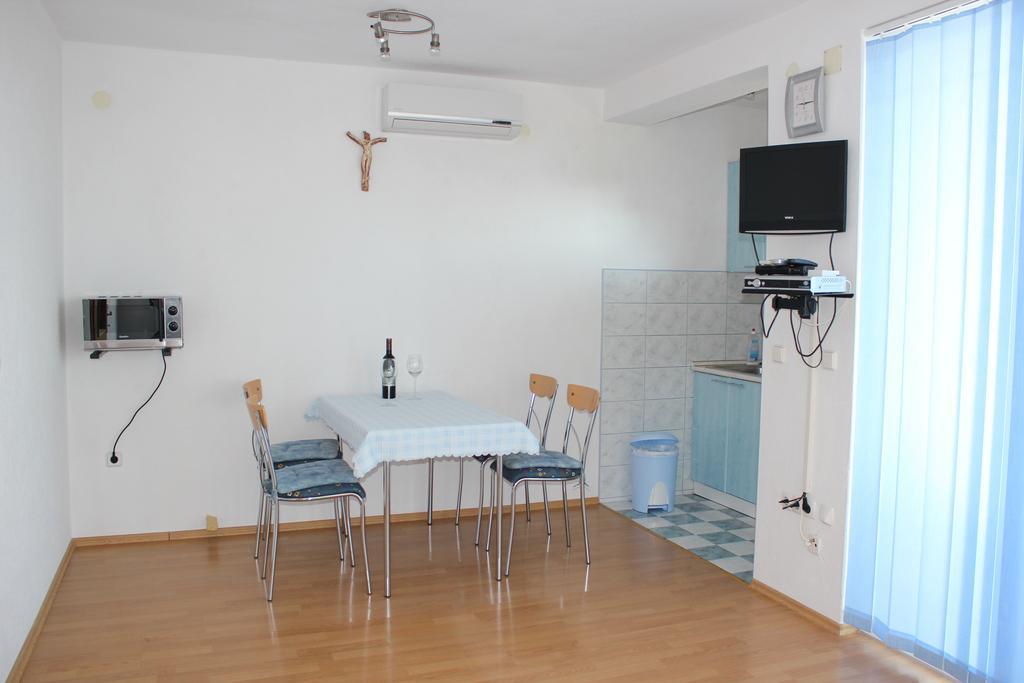 Apartments 4 Dolphins Rogoznica  Dış mekan fotoğraf
